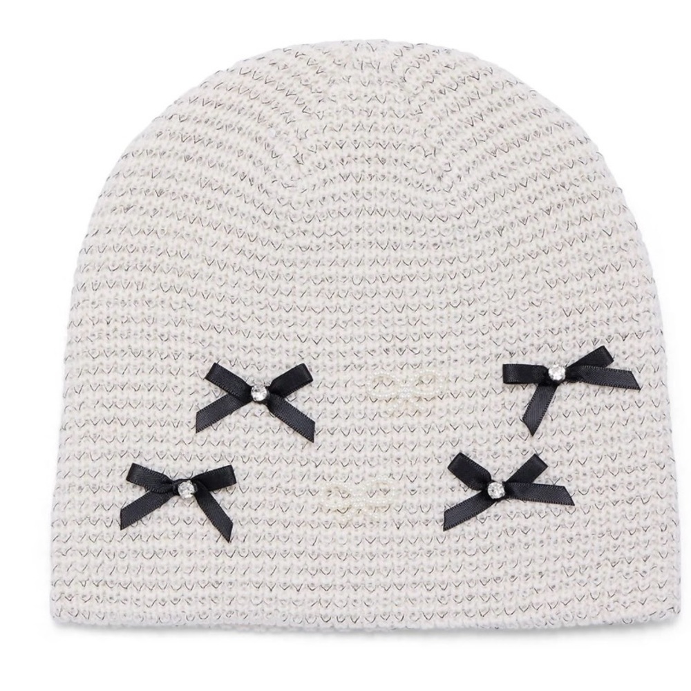 Madden NYC Chic Ivory Knit Beanie with Black Bows! NWT!